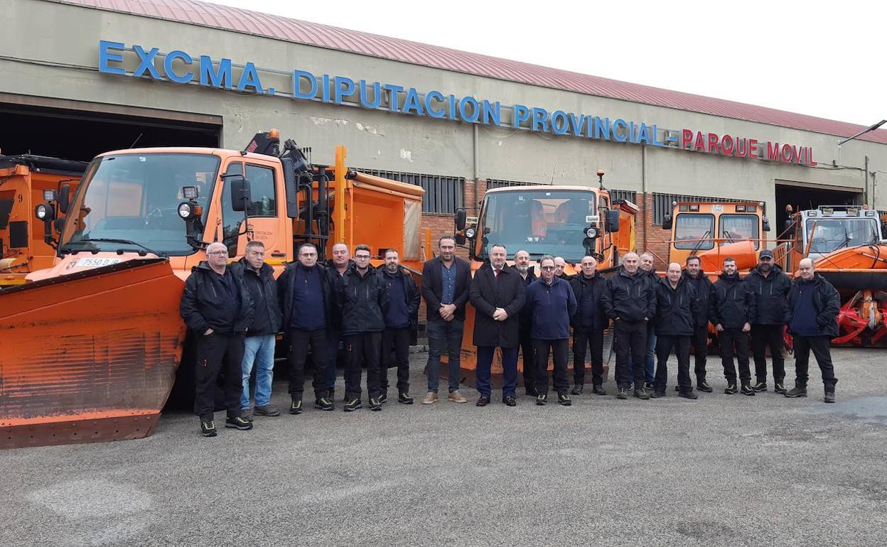 La Diputación prepara más de medio centenar de vehículos y 40 trabajadores para las nevadas.