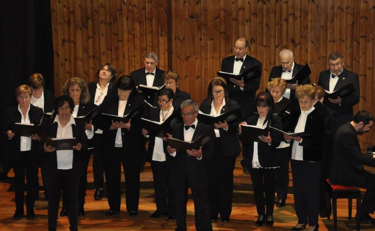 La coral coyantina será una de las encargadas de ofrecer las actuaciones musicales en Valencia de Don Juan por Santa Cecilia.