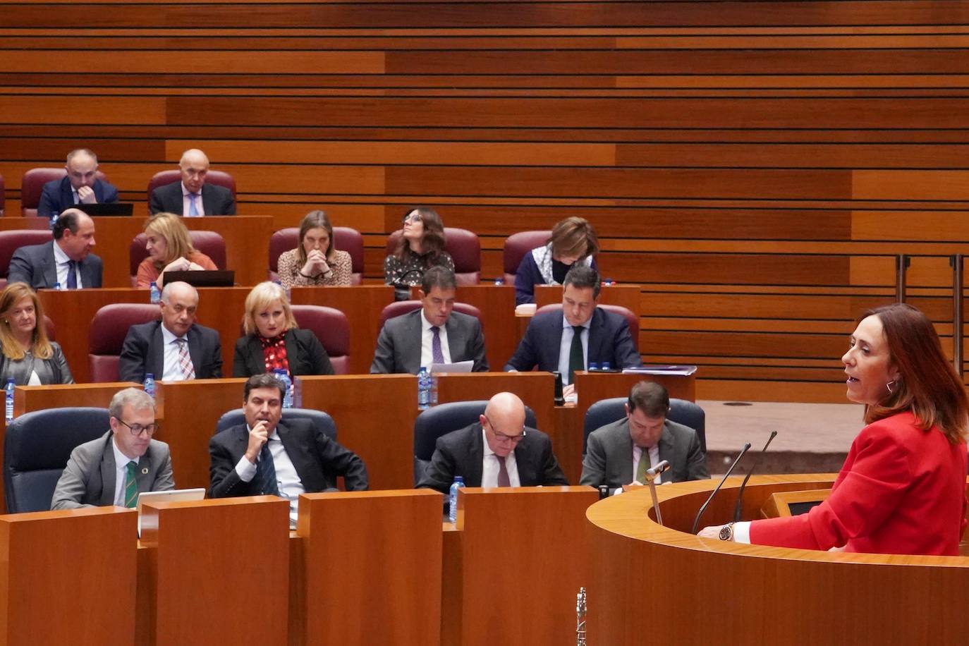 El presidente de las Cortes Carlos Pollán durante el Pleno de las Cortes de Castilla y León para el debate y votación de las enmiendas a la totalidad del proyecto de ley de Presupuestos Generales de la Comunidad para 2023 y del Proyecto de Ley de Medidas Tributarias, Financieras y Administrativas.