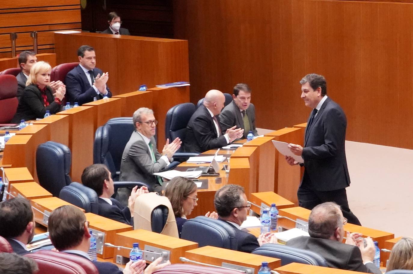 El presidente de las Cortes Carlos Pollán durante el Pleno de las Cortes de Castilla y León para el debate y votación de las enmiendas a la totalidad del proyecto de ley de Presupuestos Generales de la Comunidad para 2023 y del Proyecto de Ley de Medidas Tributarias, Financieras y Administrativas.