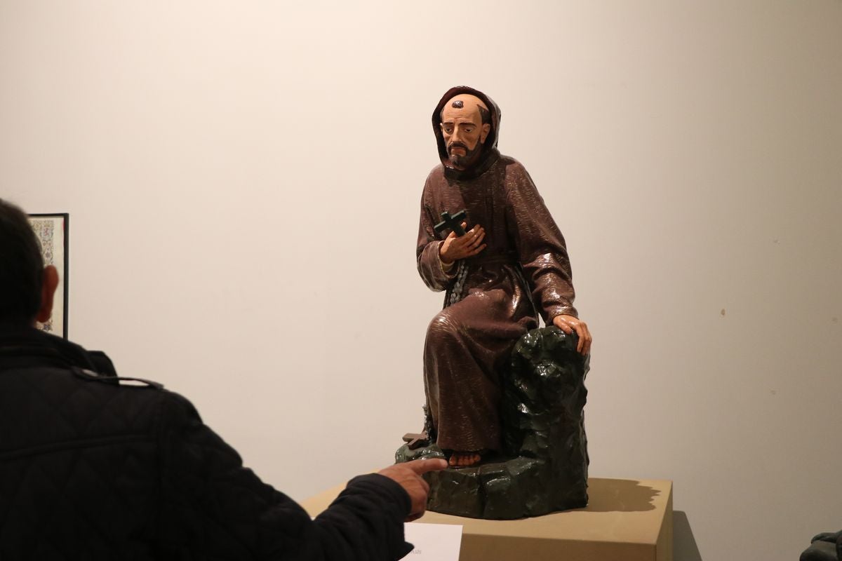 La Hermandad de Santa Marta muestra su historia a través de esta exposición en el Museo Diocesano y de la Semana Santa