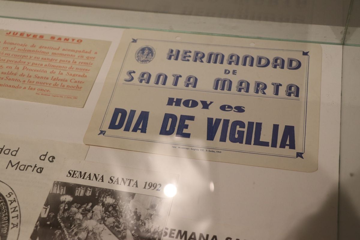 La Hermandad de Santa Marta muestra su historia a través de esta exposición en el Museo Diocesano y de la Semana Santa