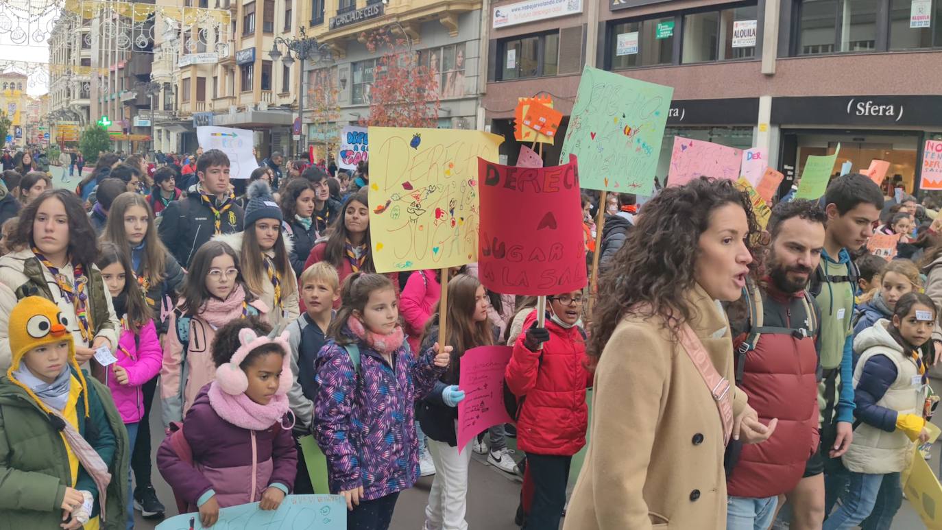 Fotos: Por los derechos de los niños en León