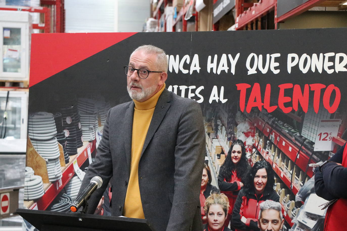 Brico Dêpot celebra sus 15 años en León.