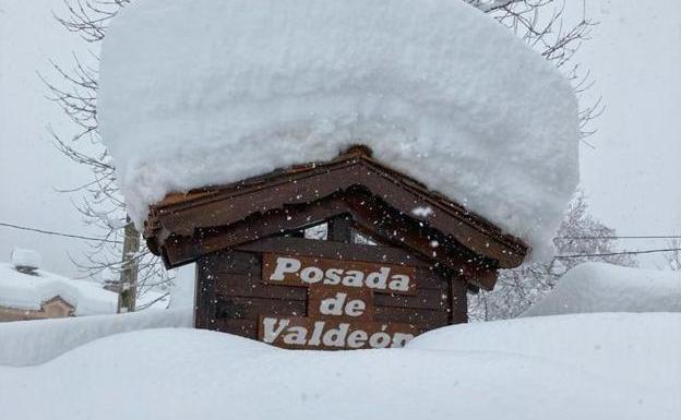 Imagen de una nevada antigua en Posada de Valdeón.