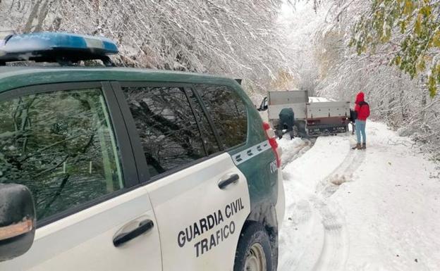 Imagen de una de las intervenciones realizadas por los efectivos de la Guardia Civil.