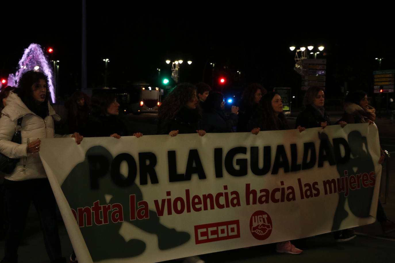 Algunos de los manifestantes de este 25N en la capital leonesa. 