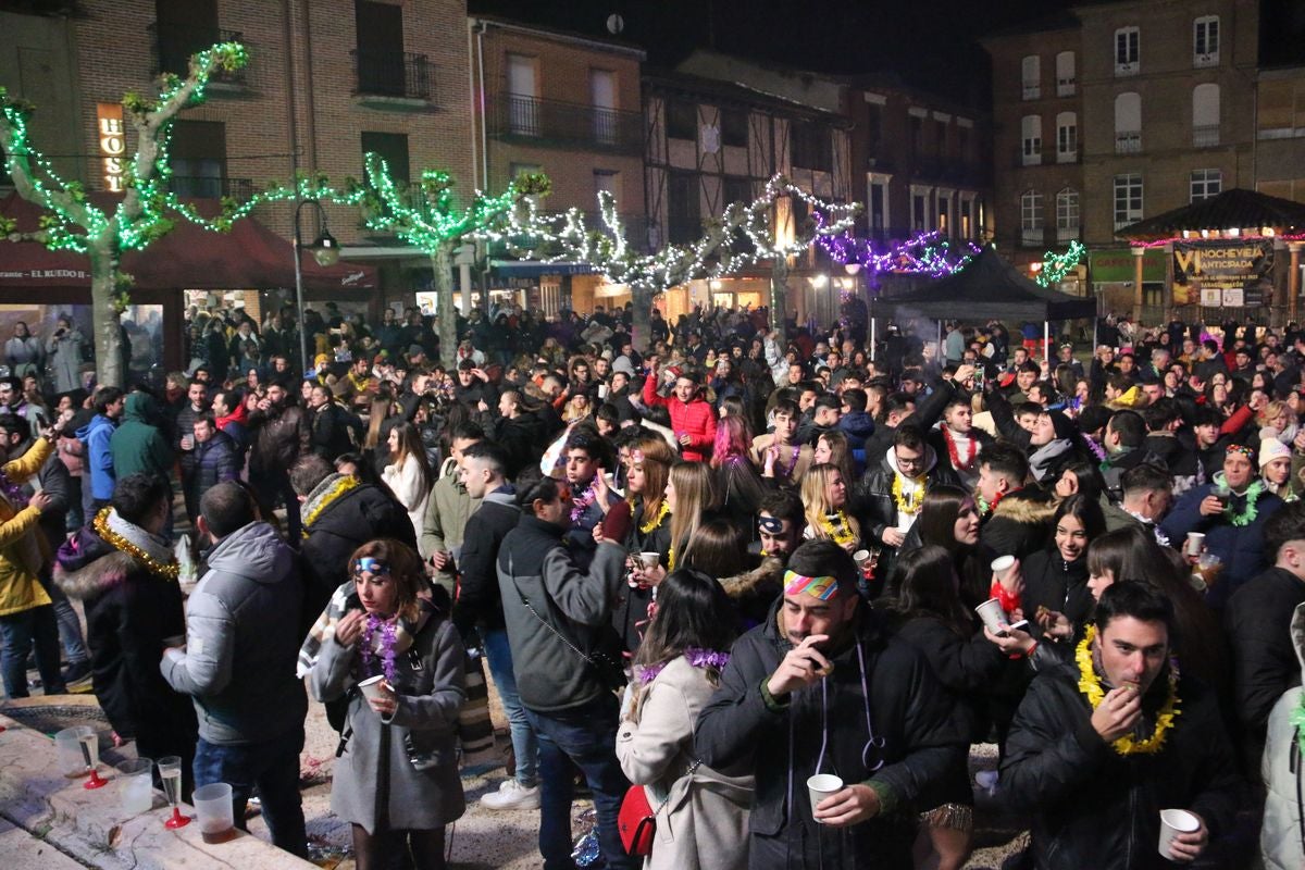 La localidad facundina ha celebrado este sábado una nochevieja anticipada para fomentar el turismo de la villa.