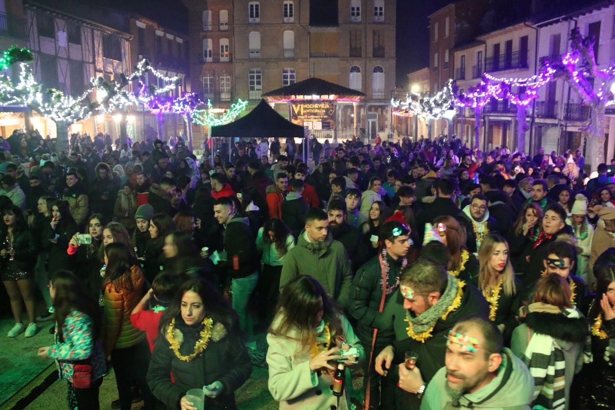 La localidad facundina ha celebrado este sábado una nochevieja anticipada para fomentar el turismo de la villa.