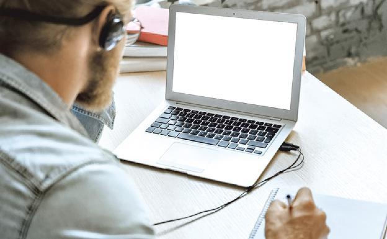 La lista de proyectos aprobados en esta convocatoria puede consultarse en la web del Ministerio de Asuntos Económicos y Transformación Digital.