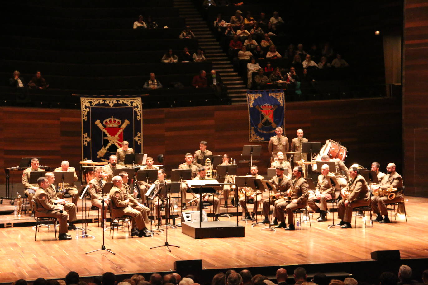 La Unidad de Música del Maca ha rendido homenaje a su patrona, este martes en el Auditorio 'Ciudad de León