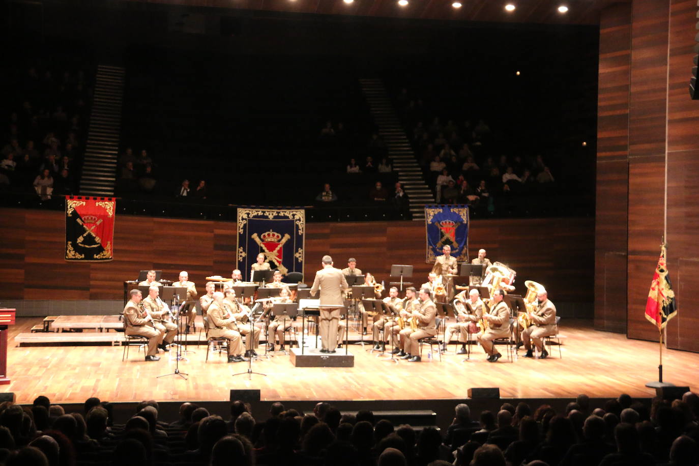 La Unidad de Música del Maca ha rendido homenaje a su patrona, este martes en el Auditorio 'Ciudad de León