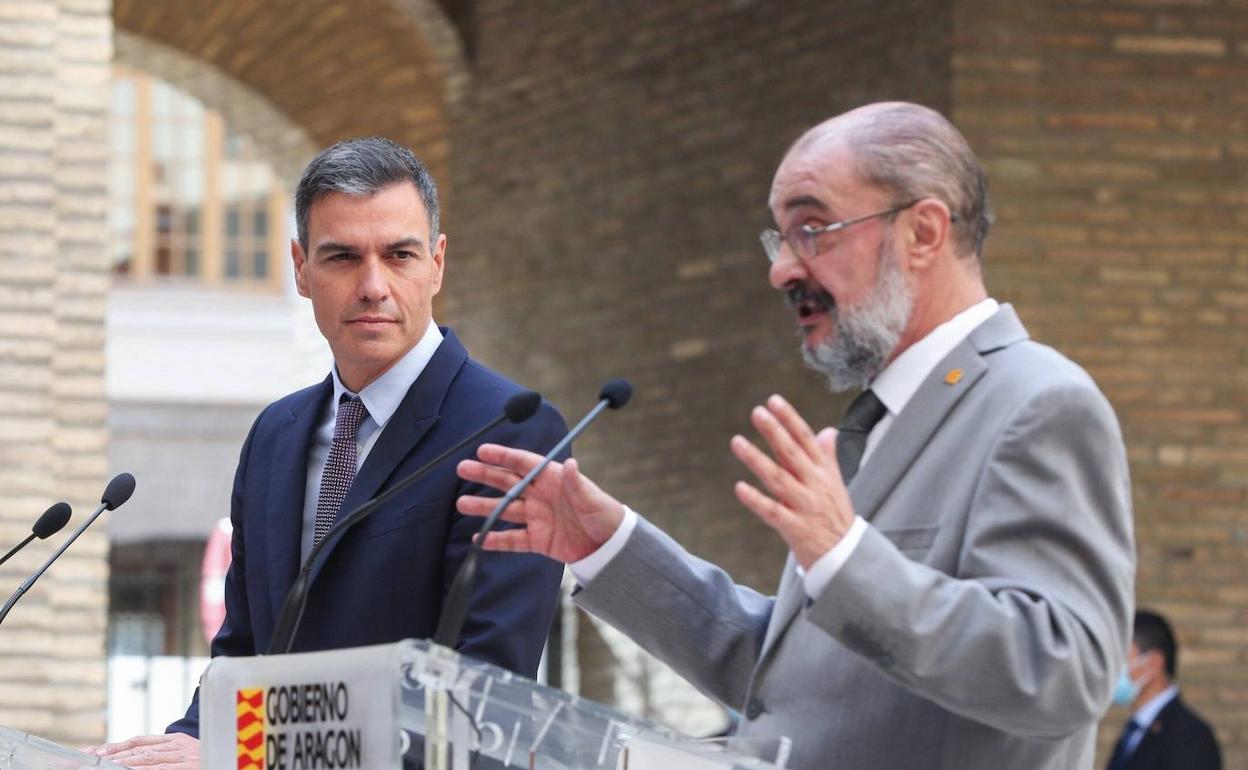 Sánchez y Lambán, durante un acto en Aragón.