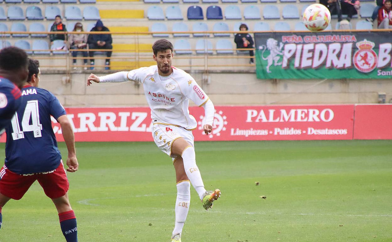 Pablo Trigueros, en un partido con la Cultural.