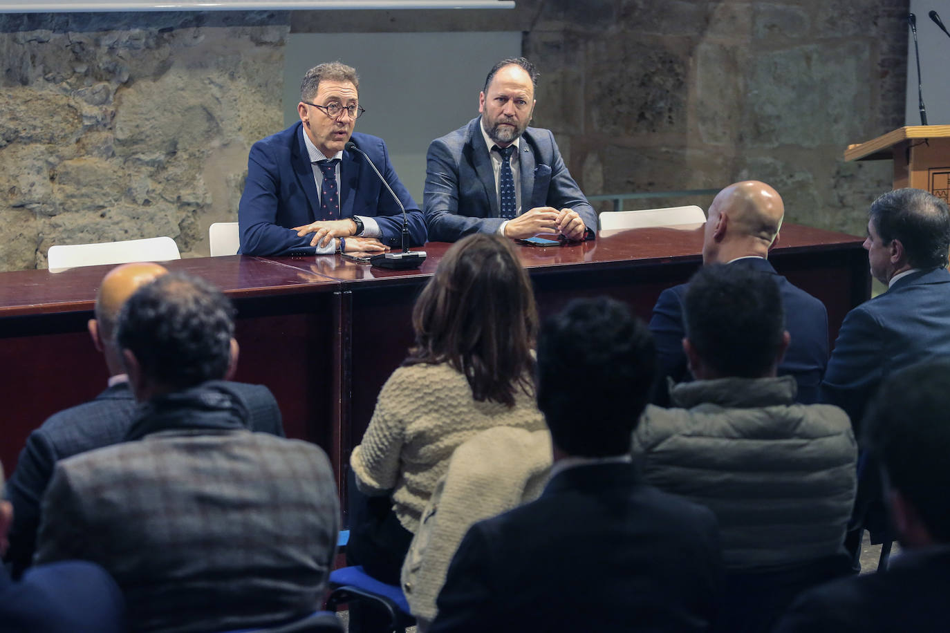 León acoge el encuentro 'Destinos Turísticos Inteligentes: Oportunidades para los agentes del destino'.