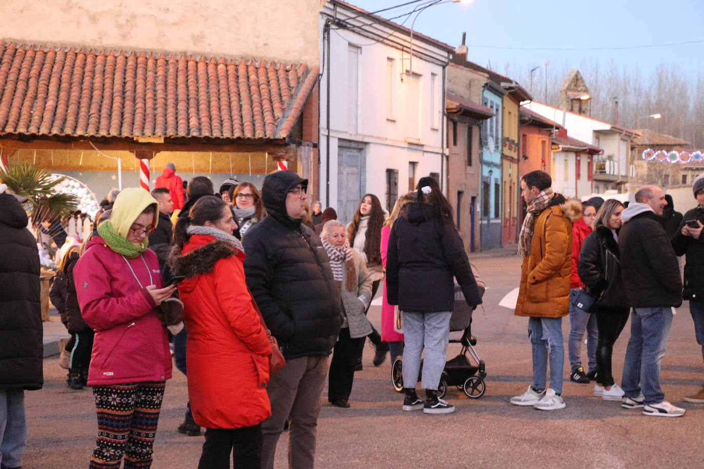 Encendido de las luces navideñas en la localidad de Villoria de Órbigo 