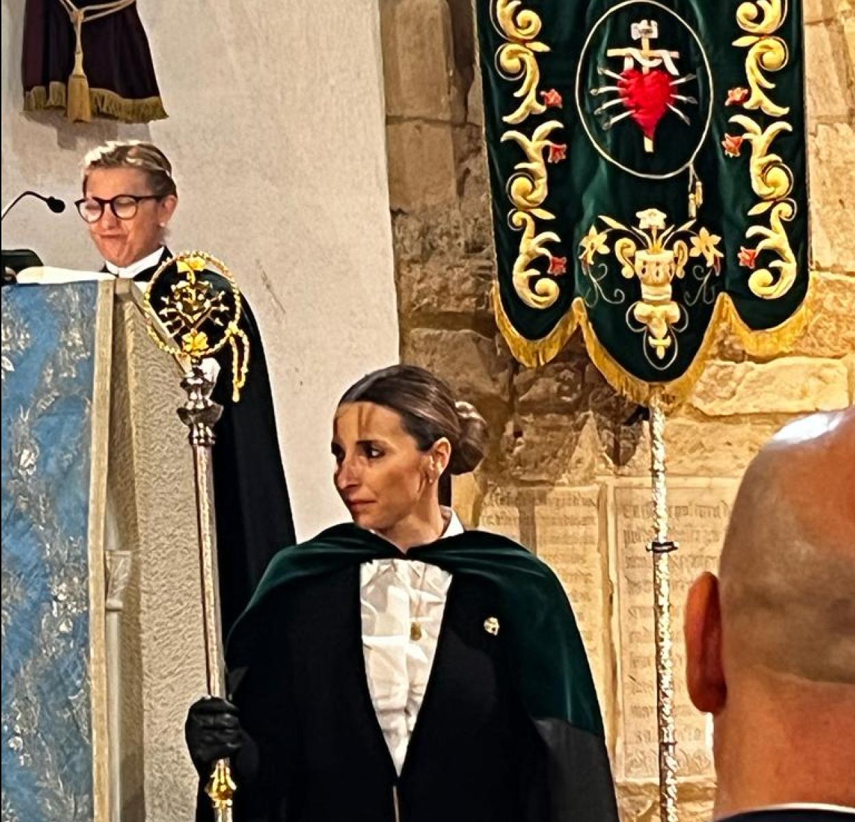 Toma de posesión de la nueva abadesa de la cofradía.