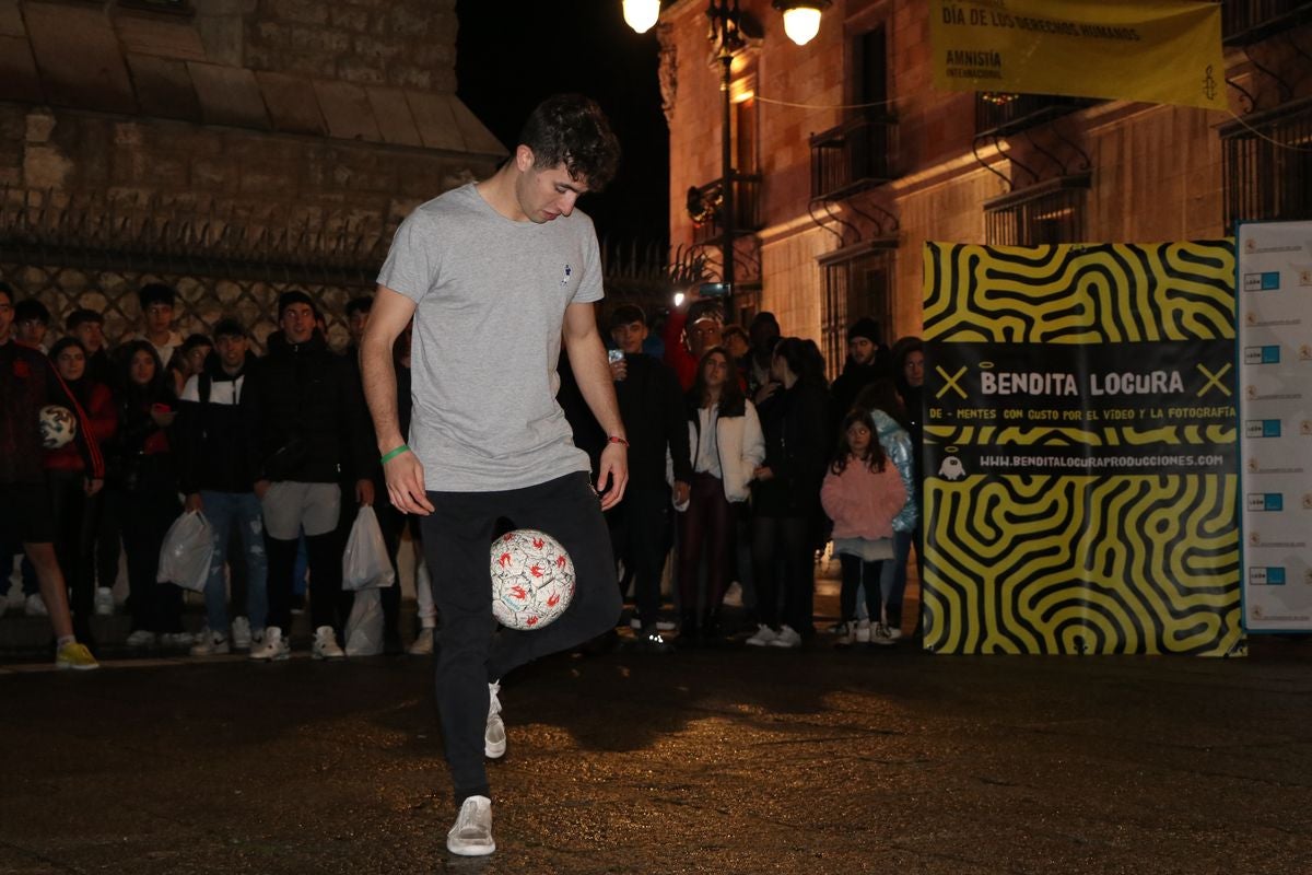 Botines ha sido el escenario para disfrutar de una exhibición del Goldball Freestyle Championship que se celebra en León este fin de semana.
