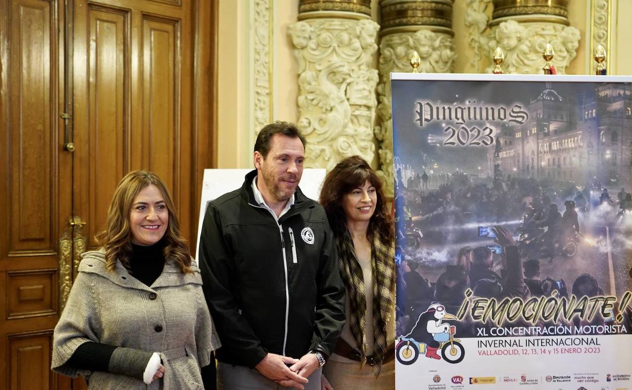 Miriam Chacón / ICAL. El alcalde de Valladolid, Óscar Puente, presenta la 41 edición de Pingüinos con la concejala de Cultura y Turismo, Ana Redondo. Asiste la delegada del Gobierno en Castilla y León, Virginia Barcones.