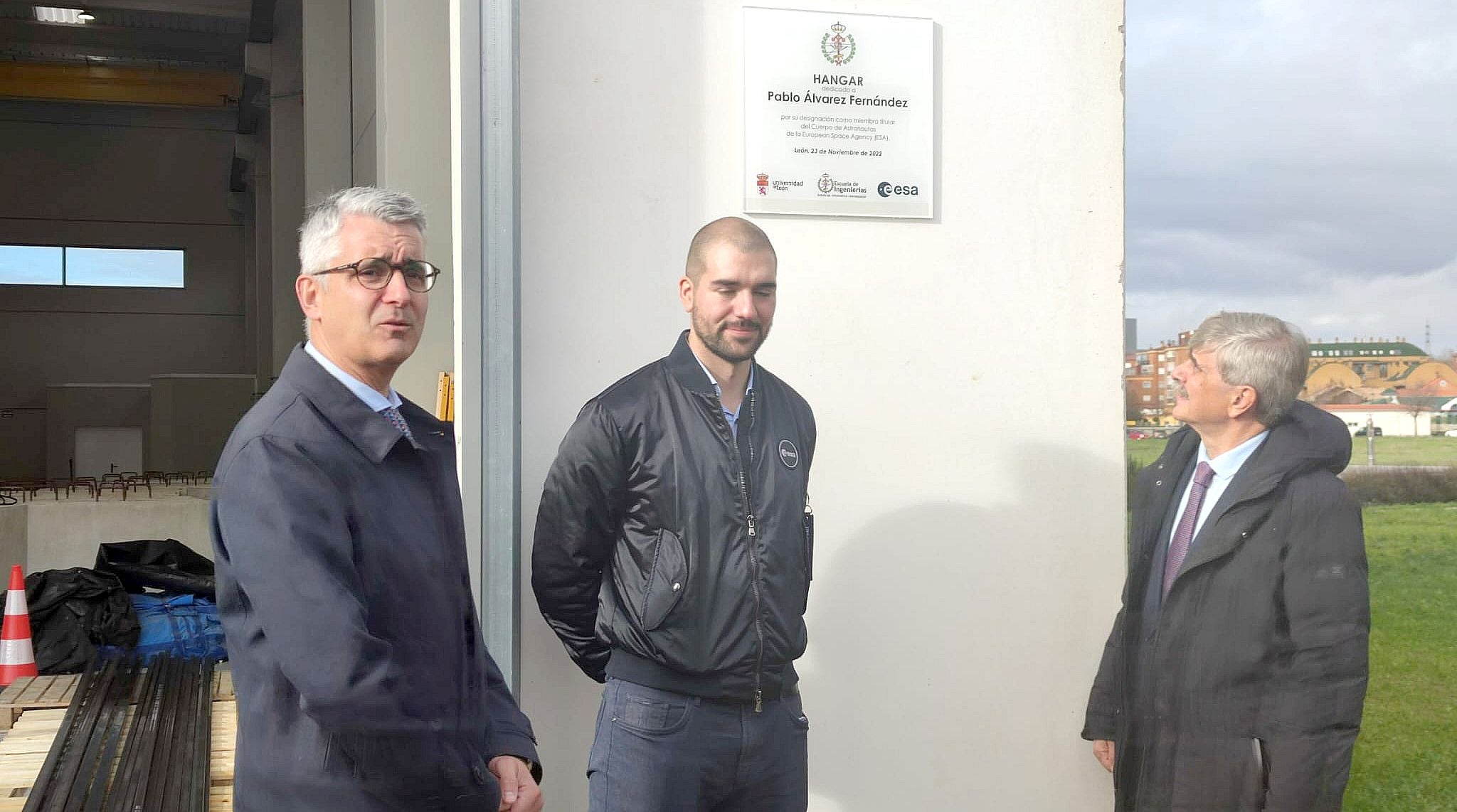 Los astronautas Pablo Álvarez Fernández y Sara García Alonso, recientemente seleccionados por la Agencia Espacial Europea para formar parte de su equipo, regresan a la Universidad de León. 