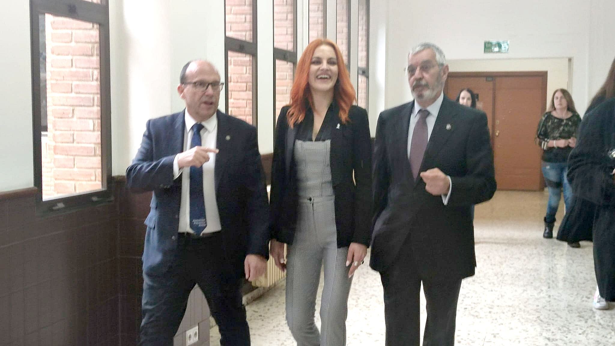 Los astronautas Pablo Álvarez Fernández y Sara García Alonso, recientemente seleccionados por la Agencia Espacial Europea para formar parte de su equipo, regresan a la Universidad de León. 