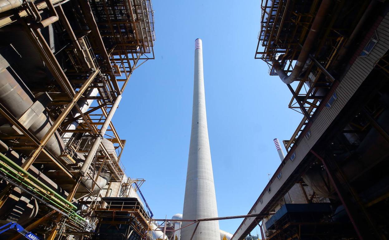 Inico de los trabajos de desmantelamiento de la central térmica de Compostilla.