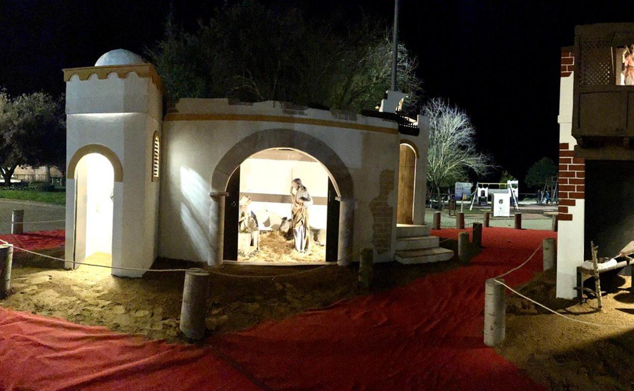 El Belén ya da 'colorido' navideño a Valencia de Don Juan.