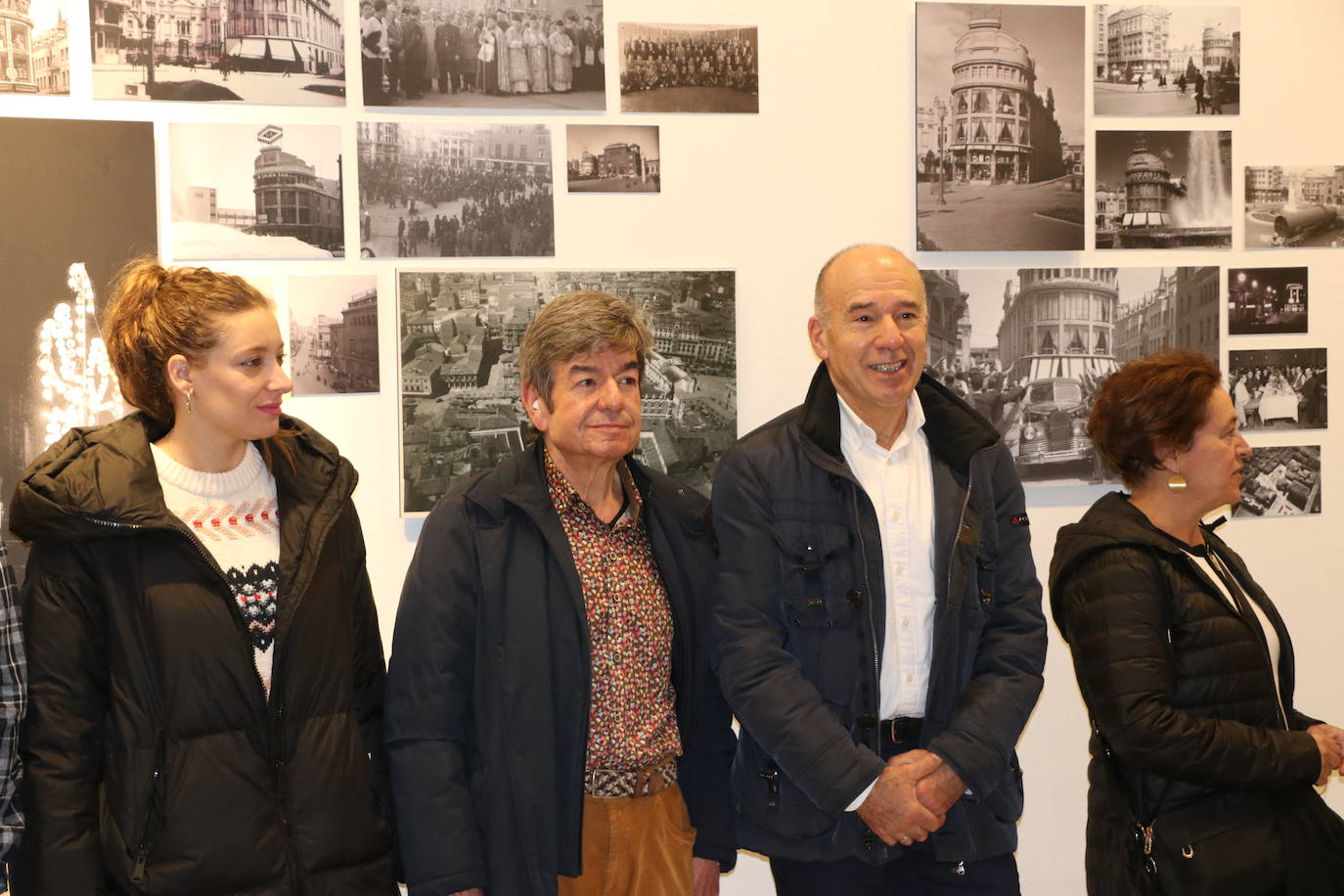 Exposición del aniversario del edificio Pallarés en León. 