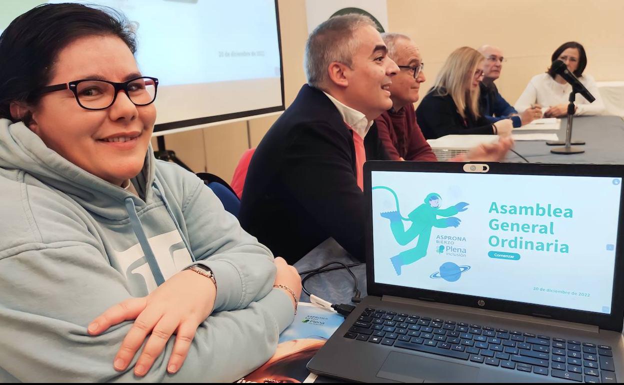 La asamblea general de Asprona Bierzo aprobó el presupuesto de la entidad para el próximo año.