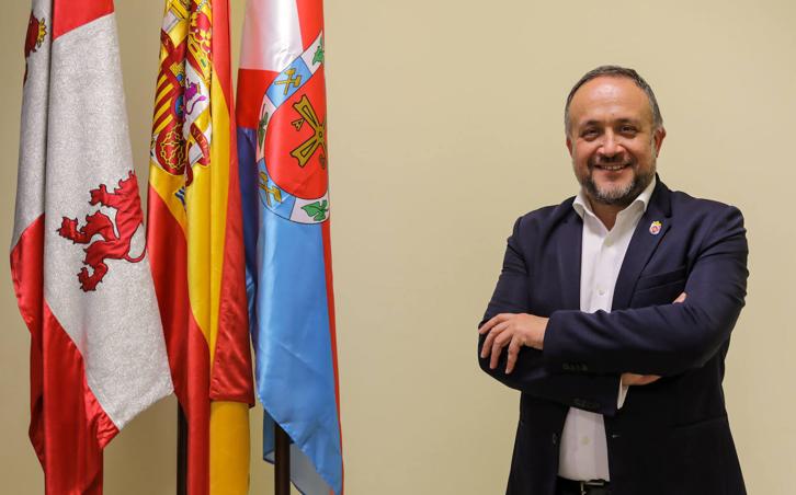El presidente del Consejo Comarcal del Bierzo, Gerardo Álvarez Courel. 
