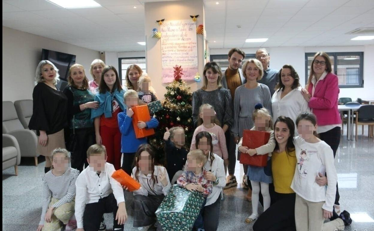 Refugiados ucranianos acogidos por Accem en Altollano celebran la Navidad con la mirada puesta en su país