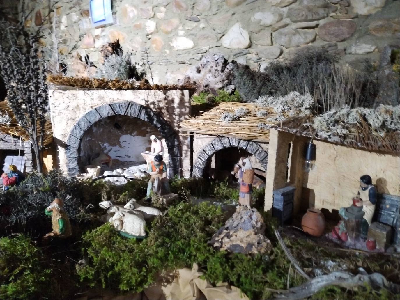 La Casa de Cultura organiza una exposición de temática navideña con figuras de arte sacro provenientes de todas las localidades del municipio.