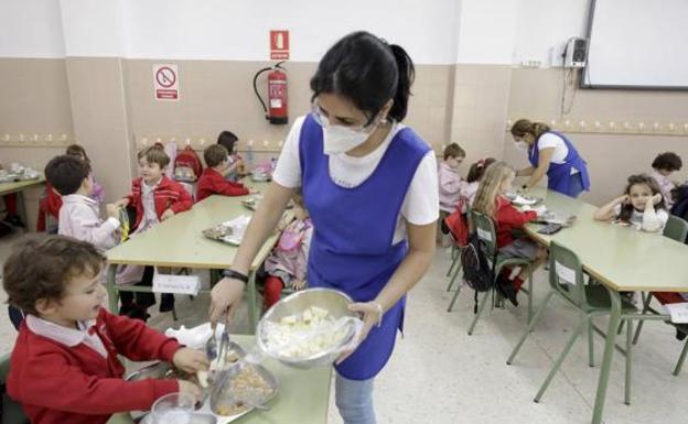 Educación establece las bases de ayudas para comedores infantiles en centros privados.