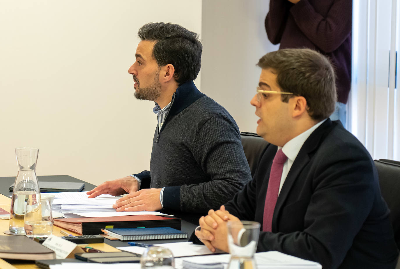 Reunión de la Mesa de las Cortes de Castilla y León, presidida por el presidente de las Cortes, Carlos Pollán, el vicepresidente primero, Javier Vázquez, y la vicepresidenta segunda, Ana Sánchez