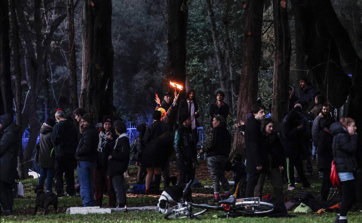 Italia aprueba una ley contra las fiestas ilegales bajo amenaza de multas y penas de cárcel