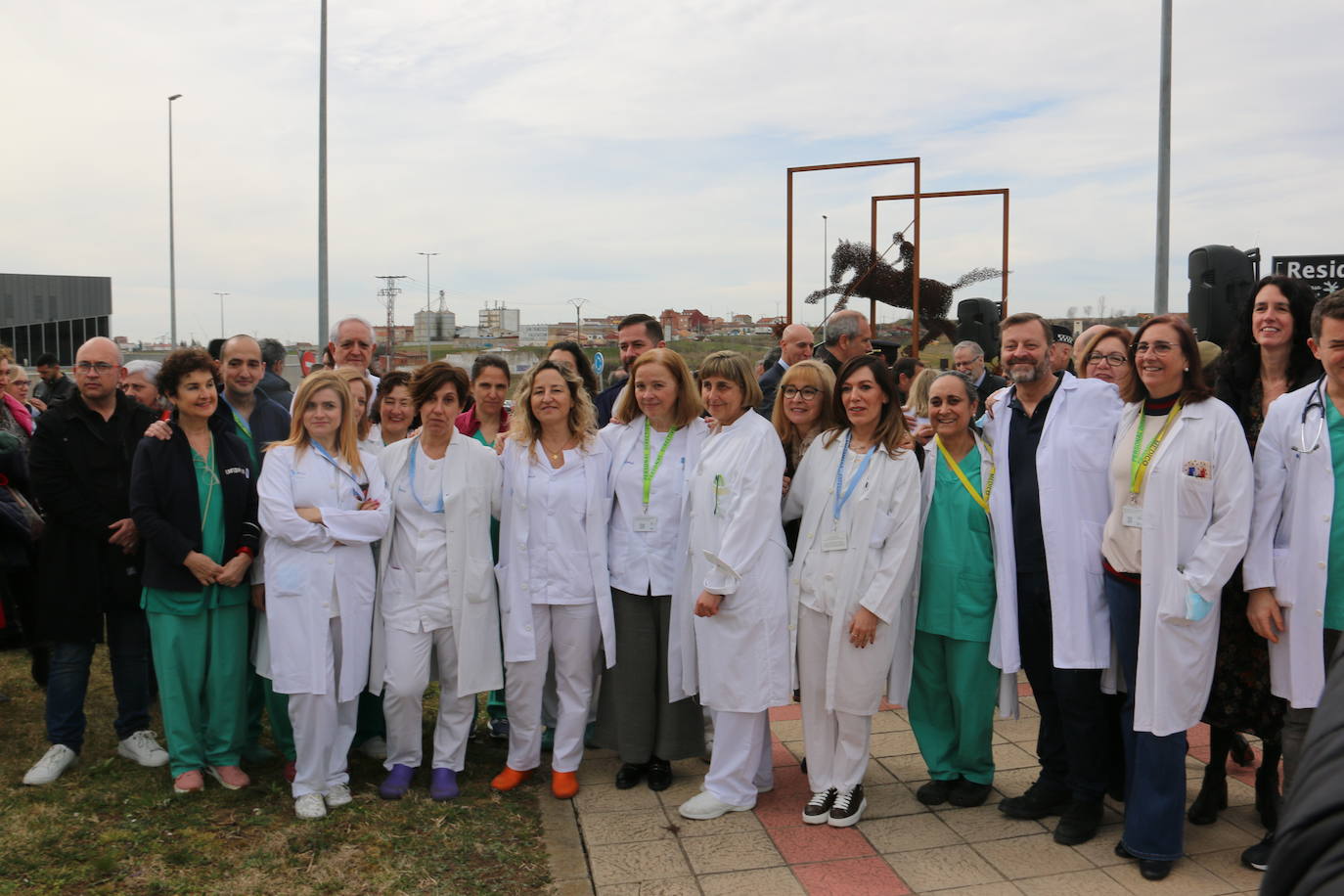 Homenaje a los héroes de la pandemia