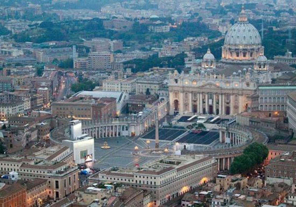 La Cultural y Deportiva Leonesa continúa con los actos de celebración del centenario del club con esta audiencia con el Papa en el Vaticano.