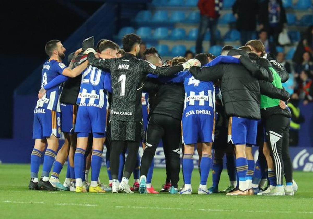 Club y afición «juntos, adelante y arriba».