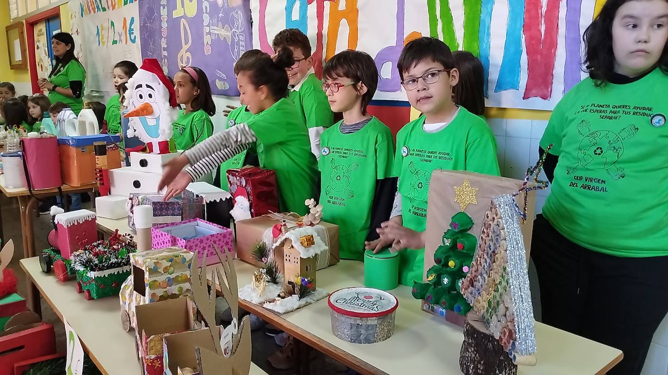 Mercadillo solidario en Laguna de Negrillos