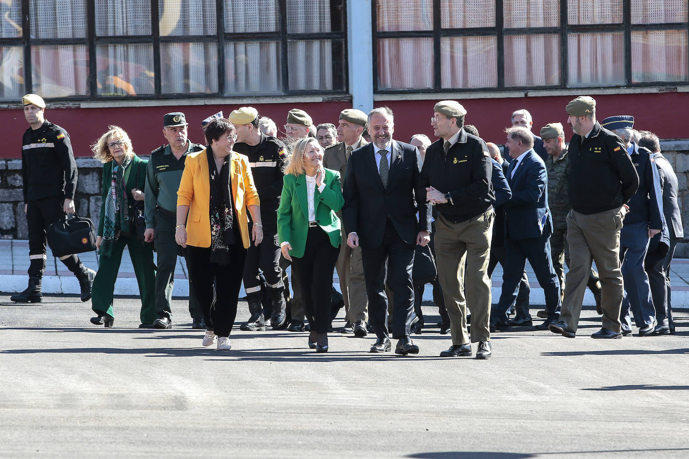 La secretaria de Estado de Defensa presenta la Unidad de Drones de la UME