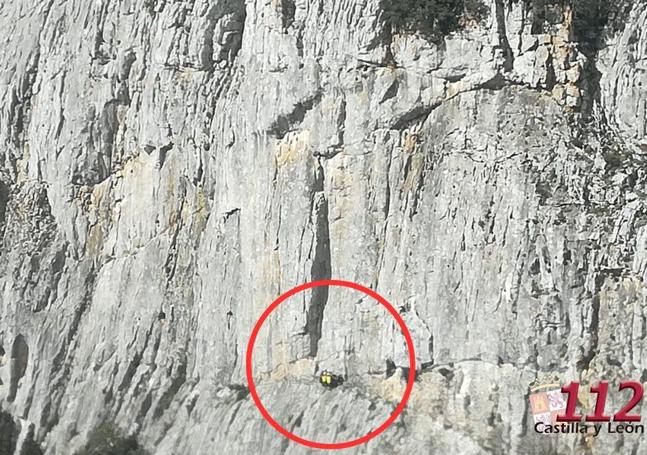 Imagen de la zona donde quedó 'colgado' el montañero