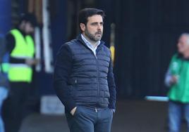 David Gallego, entrenador de la Deportiva, en el choque ante el Mirandés.