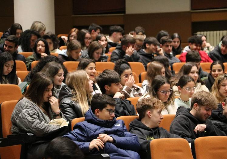 Imagen principal - Jornada de puertas abiertas en la Universidad de León.