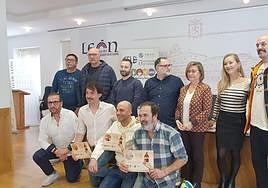 El 'Crocanti de oreja con salsa agridulzona y patata revolcona' se convierte en el ganador de 'La mejor tapa de León' con el Rúa Nova como protagonista. La segunda mejor tapa, para Ferecor El Bar ('La Vacanza') y la tercera para Delirios ('Pan bao preñao de chorizo de Geras').