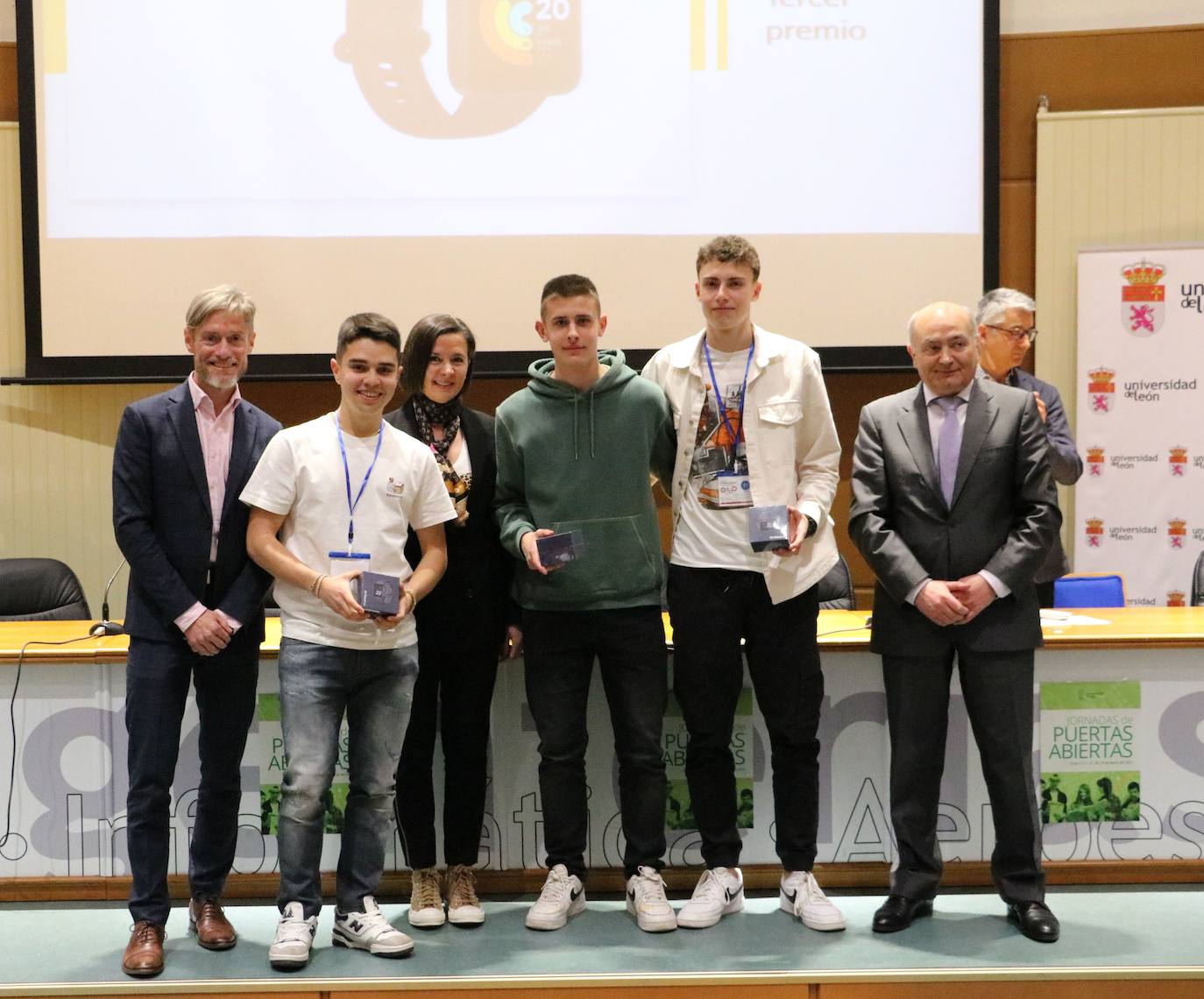 La ULE entrega los premios de la I Olimpiada de Ingeniería Industrial