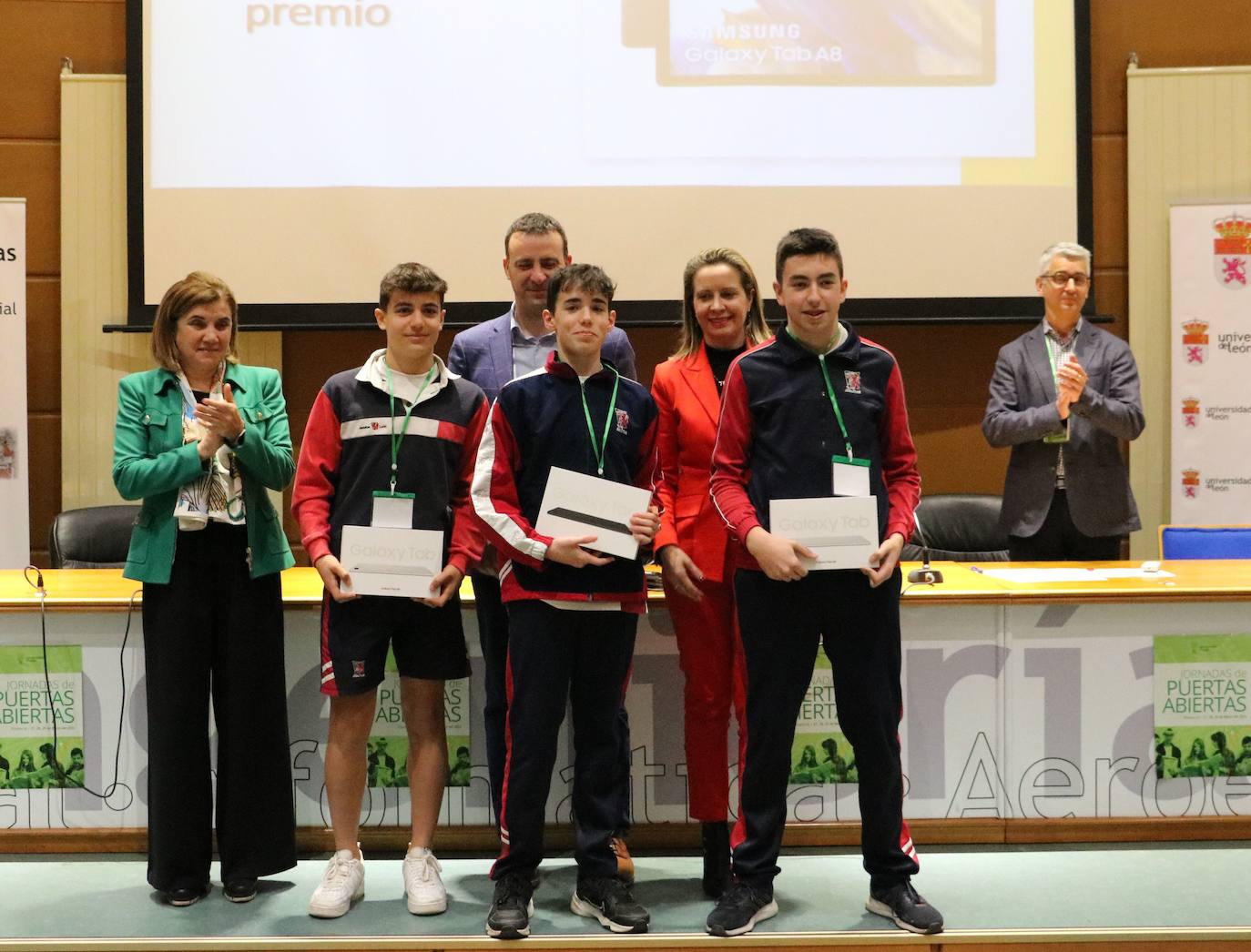 La ULE entrega los premios de la I Olimpiada de Ingeniería Industrial