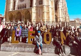 Imagen del último grupo de estudiantes de la Universidad de Washington llegado esta misma semana a León.