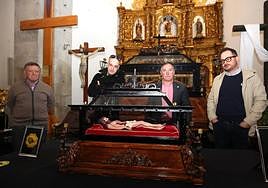 Imagen de la presentación del nuevo mini paso para la procesión infantil.