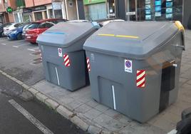 Contenedores nuevos en las calles de León.