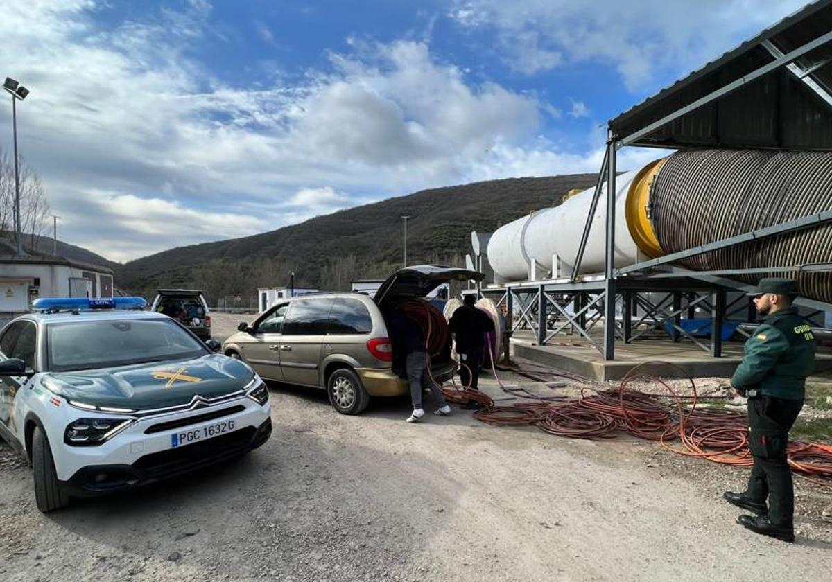 La Guardia Civil detiene a siete personas por un supuesto delito de hurto de cable de cobre en La Pola de Gordón